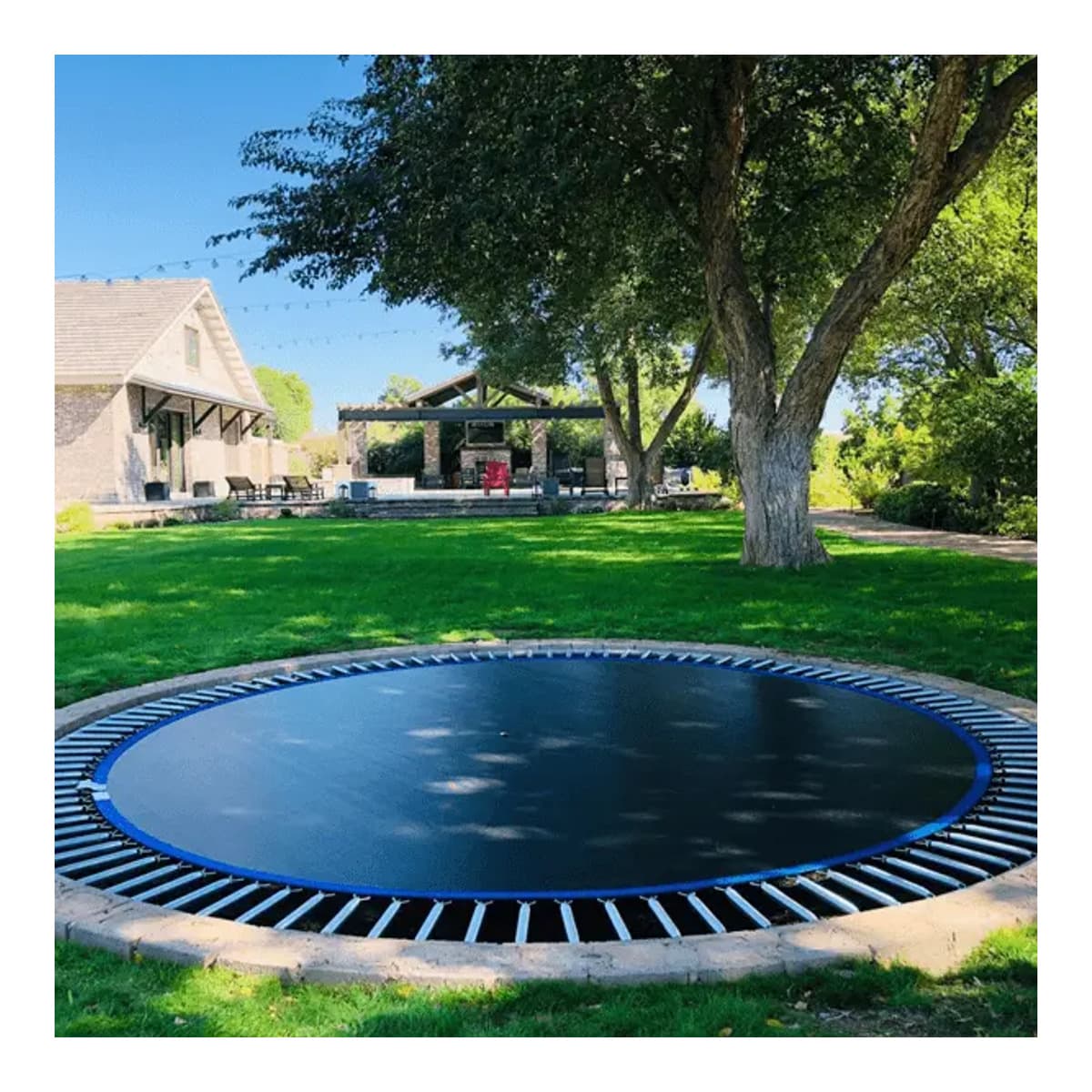 West Coast Jump 15 Foot Trampoline Round